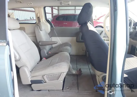 2010 Chrysler Town & Country Lx из США, поврежденный, VIN 2A4RR4DE0AR186389